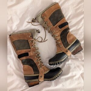 Sorel Conquest Carly Two-Tone Lace-Up Waterproof Tall Military Style Duck Boots